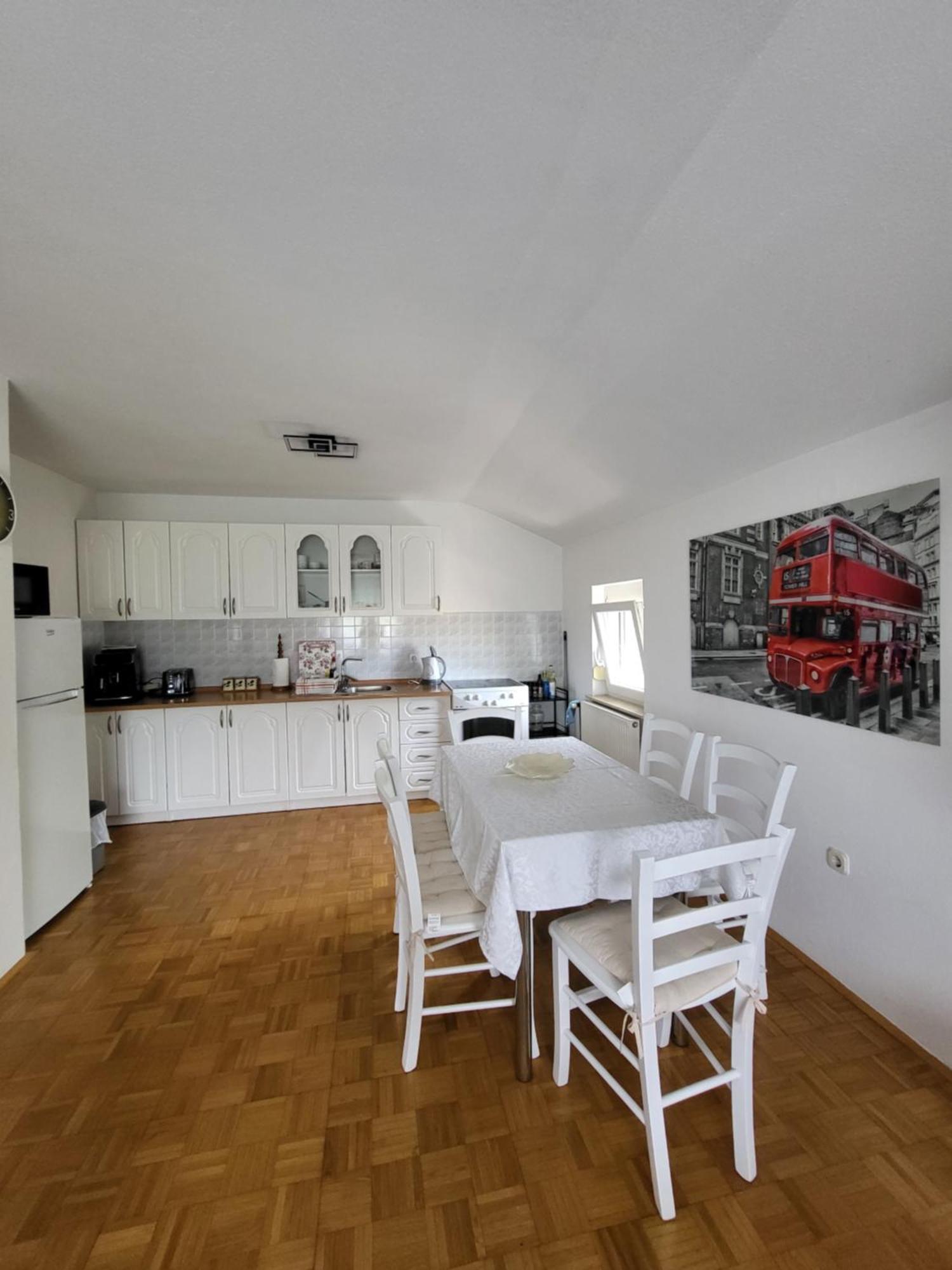 Apartment Apartmaji Peric